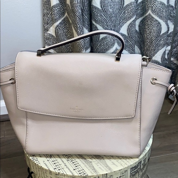 kate spade Handbags - Kate Spade Pale Grey Top Handle Crossbody Purse